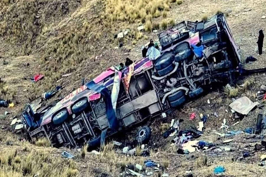 Tragedia en vía Los Libertadores: caída de bus a un abismo deja 23 muertos